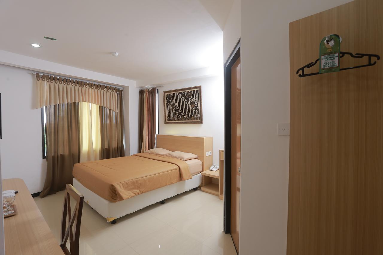 Hotel Kristina Malioboro يوغياكارتا المظهر الخارجي الصورة